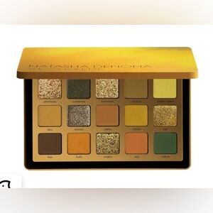 Natasha Denona Yucca Eyeshadow Palette